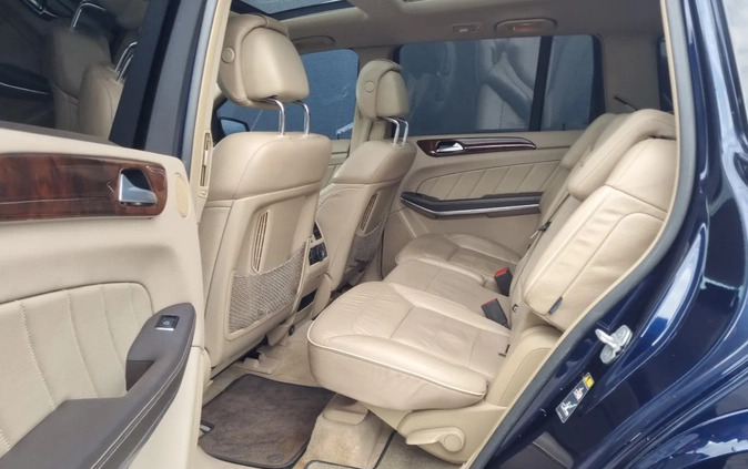 Mercedes-Benz GL cena 115900 przebieg: 182659, rok produkcji 2013 z Mosina małe 352